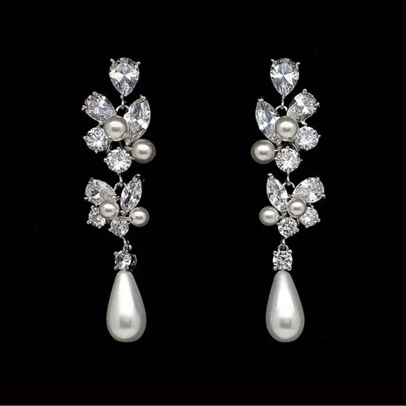 Pearl Diamond Silver Dangle Drop Earrings Bridal New - Picture 5 of 8